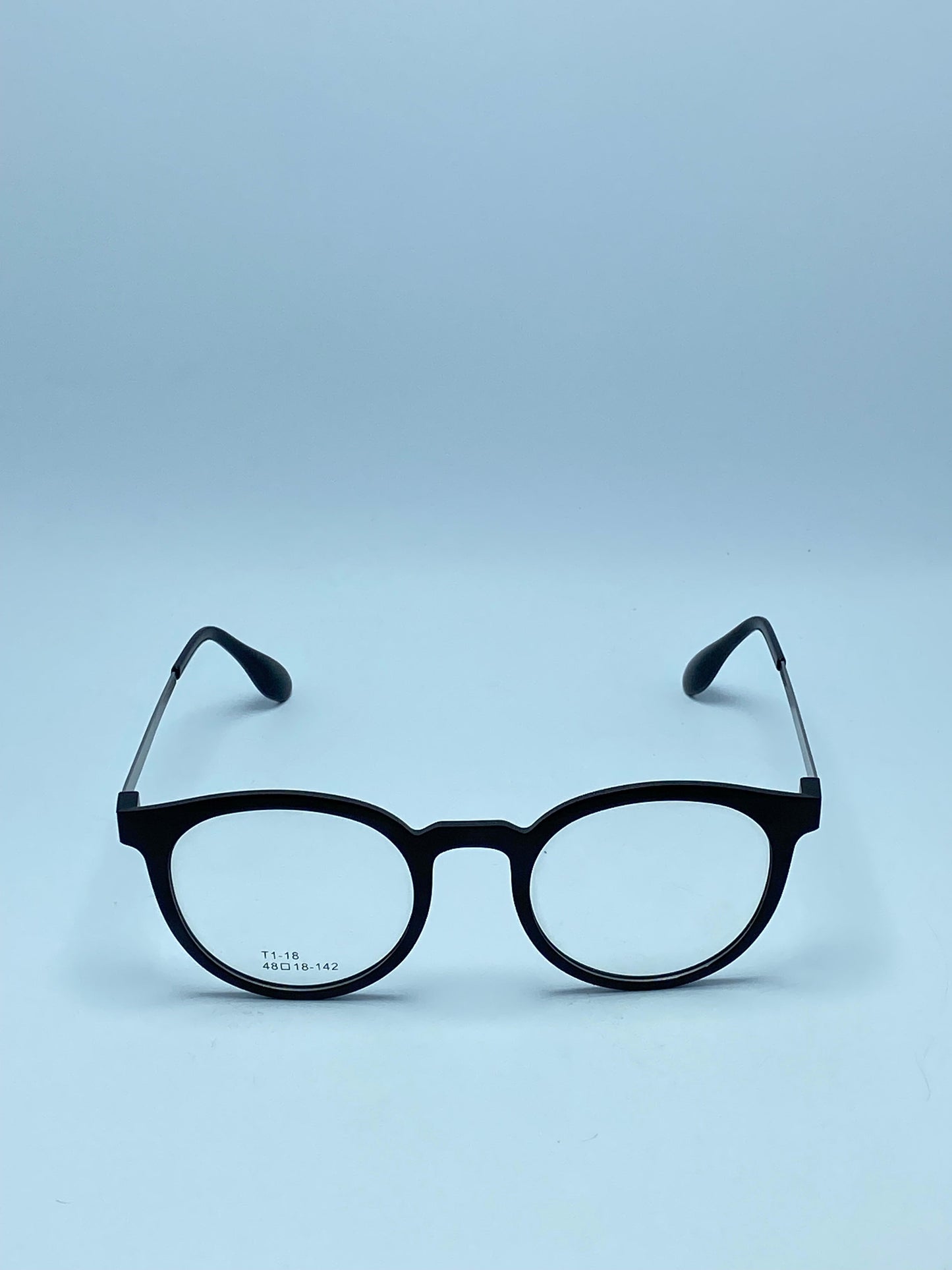 BLACK ROUNDED PLASTIC FRAME FOR WOMEN