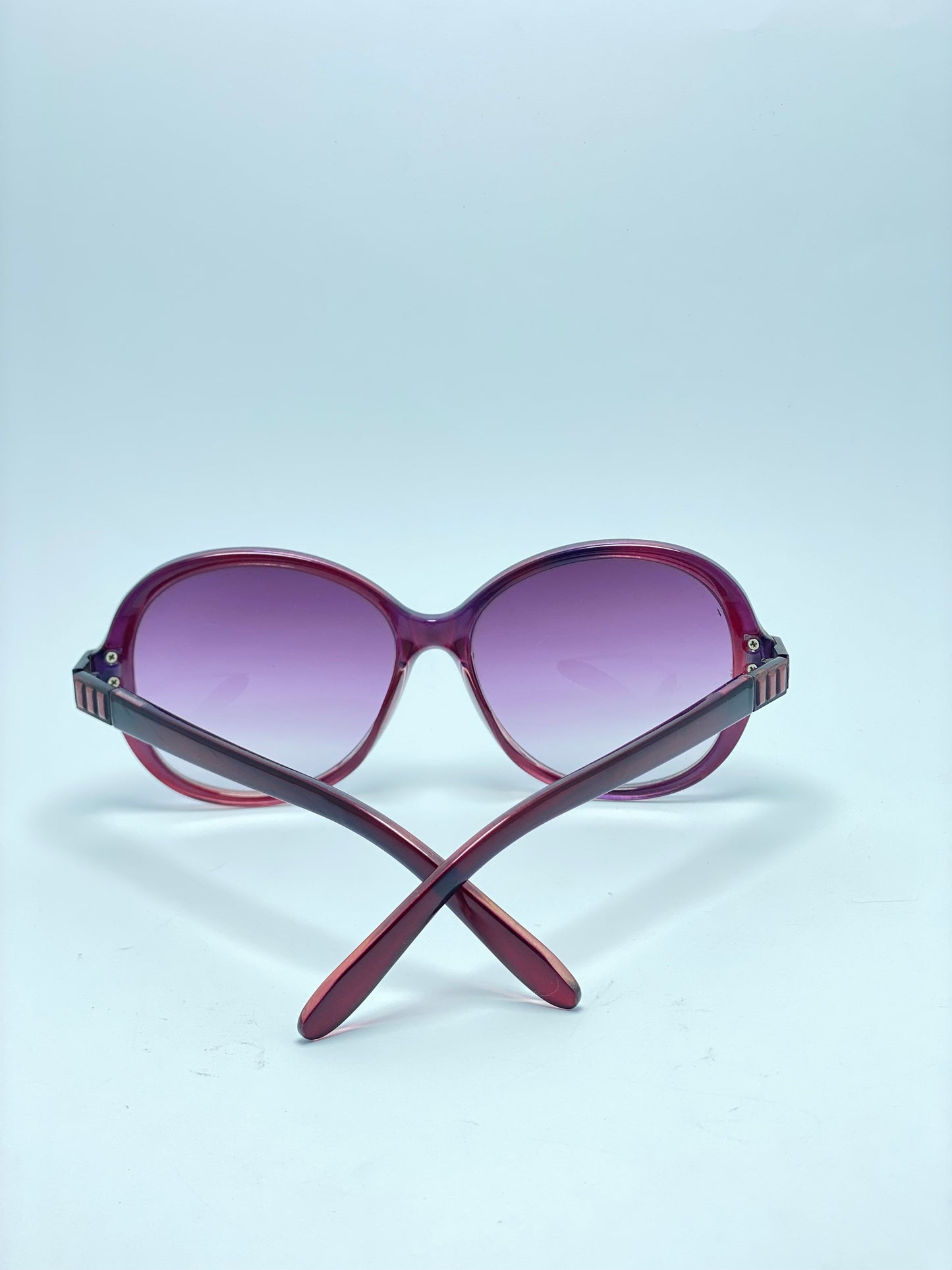 Oval Shape Fancy Female Sunglasses