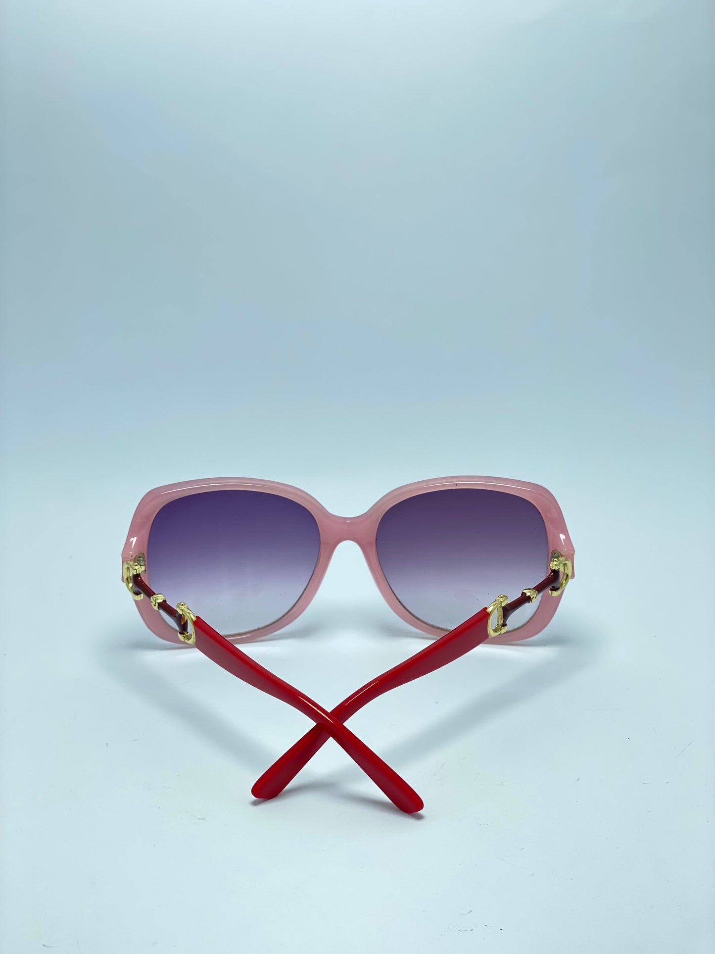 Oval Shape Women's Sunglasses.