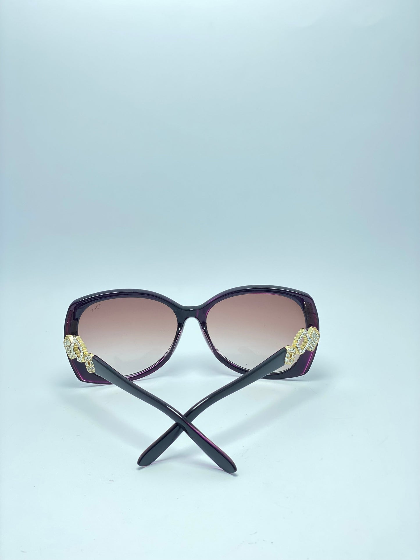 Dior Oval Shape Sunglasses For Women.
