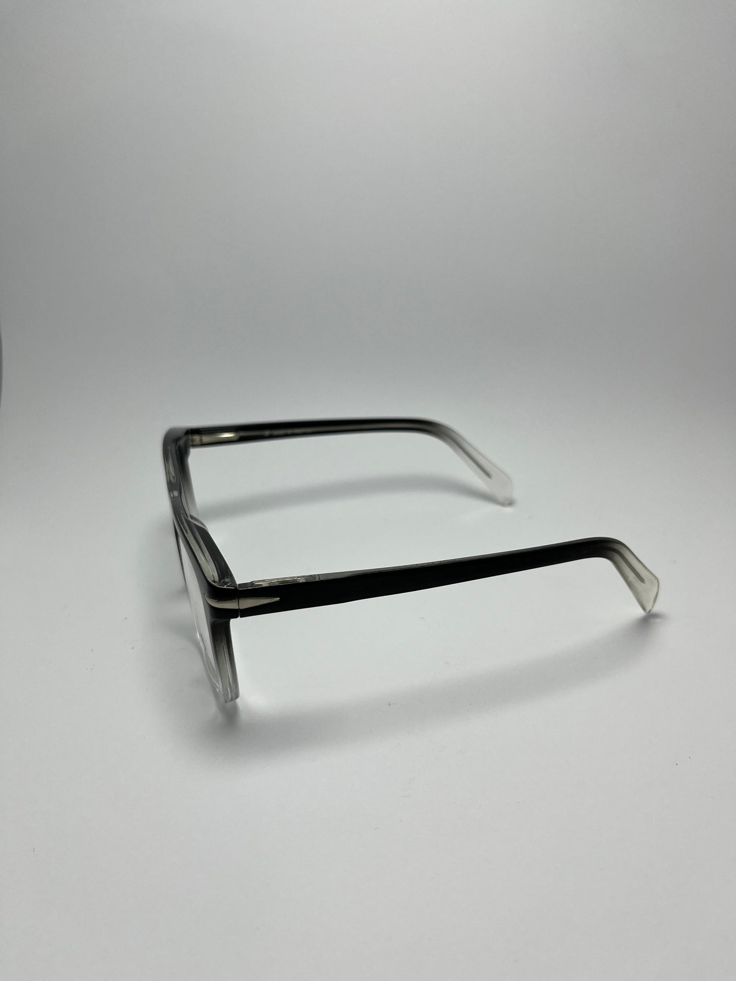 DAVID BECKHAM PLASTIC FRAME FOR MEN