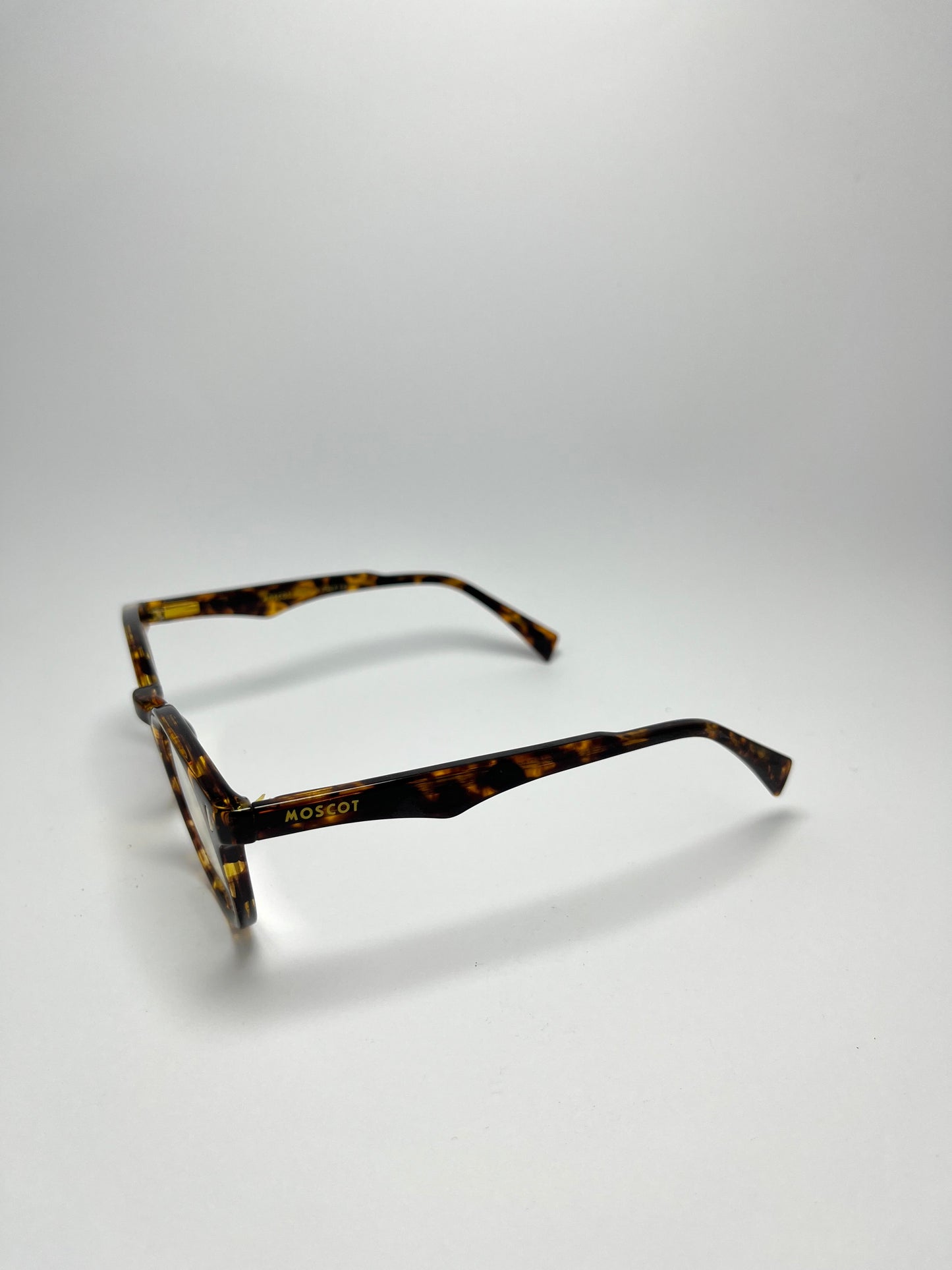 MOSCOT PLASTIC FRAME FOR MEN