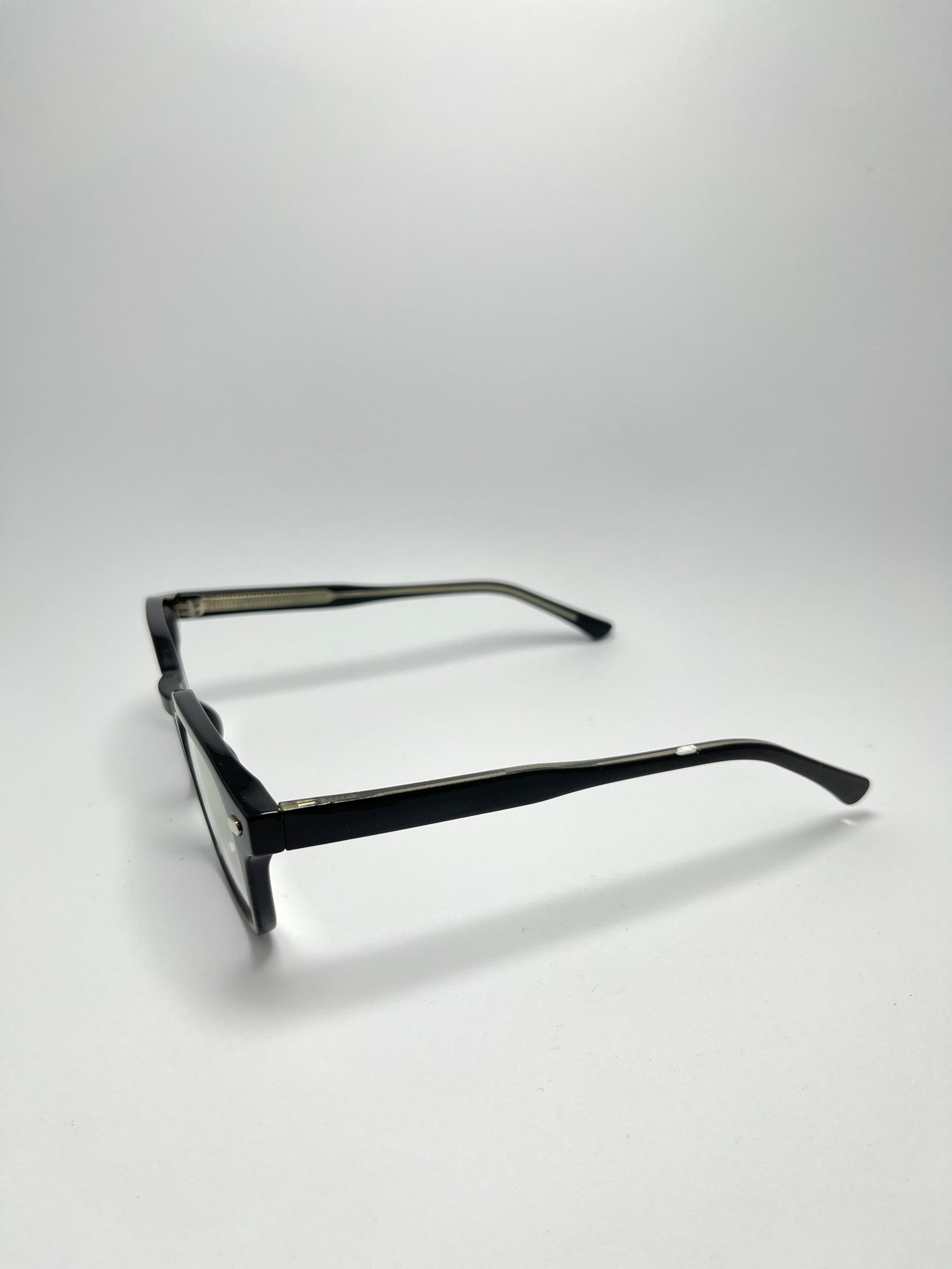 BLACK PLASTIC FRAME FOR MEN