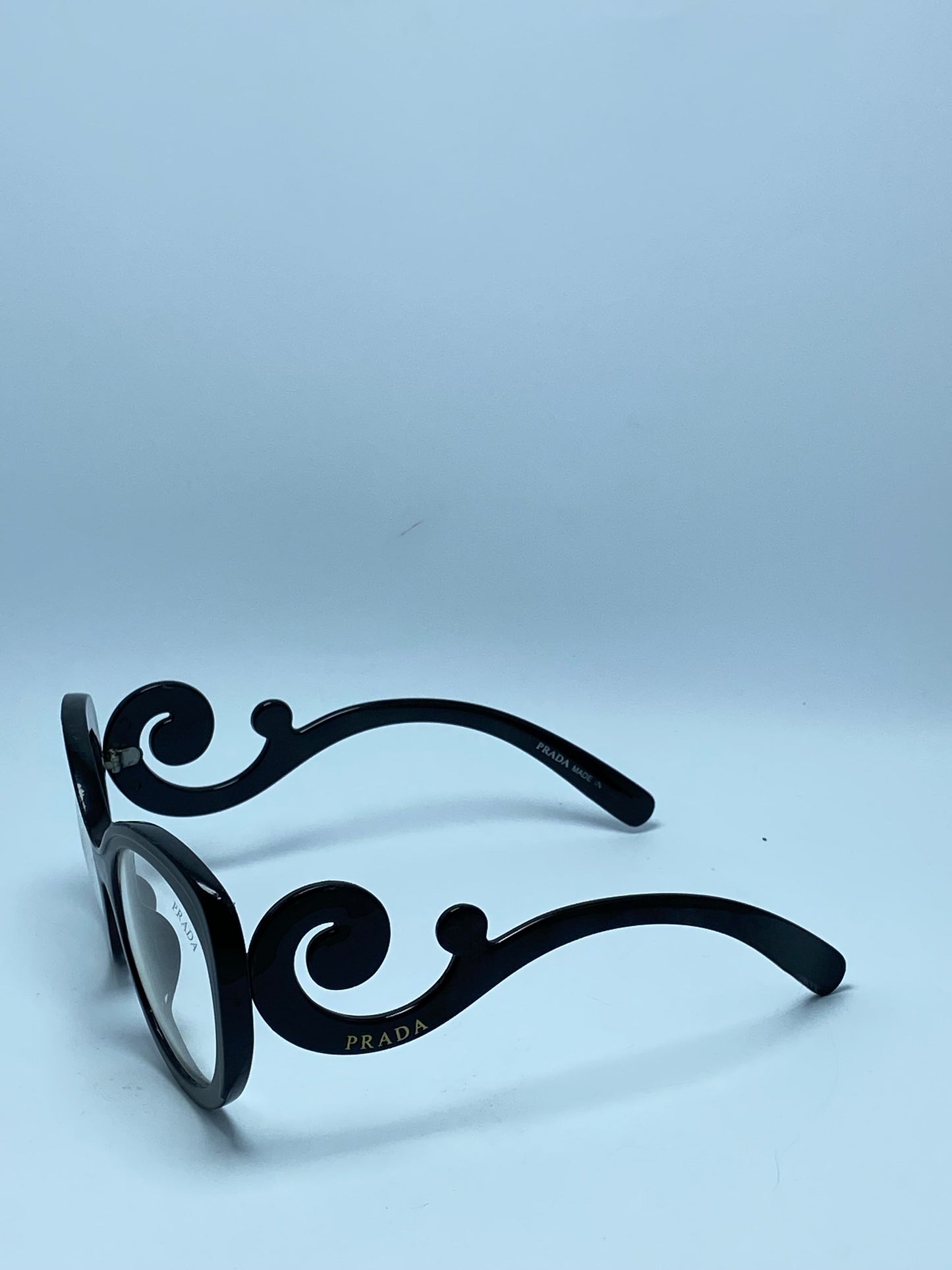 PRADA PLASTIC FRAME FOR WOMEN