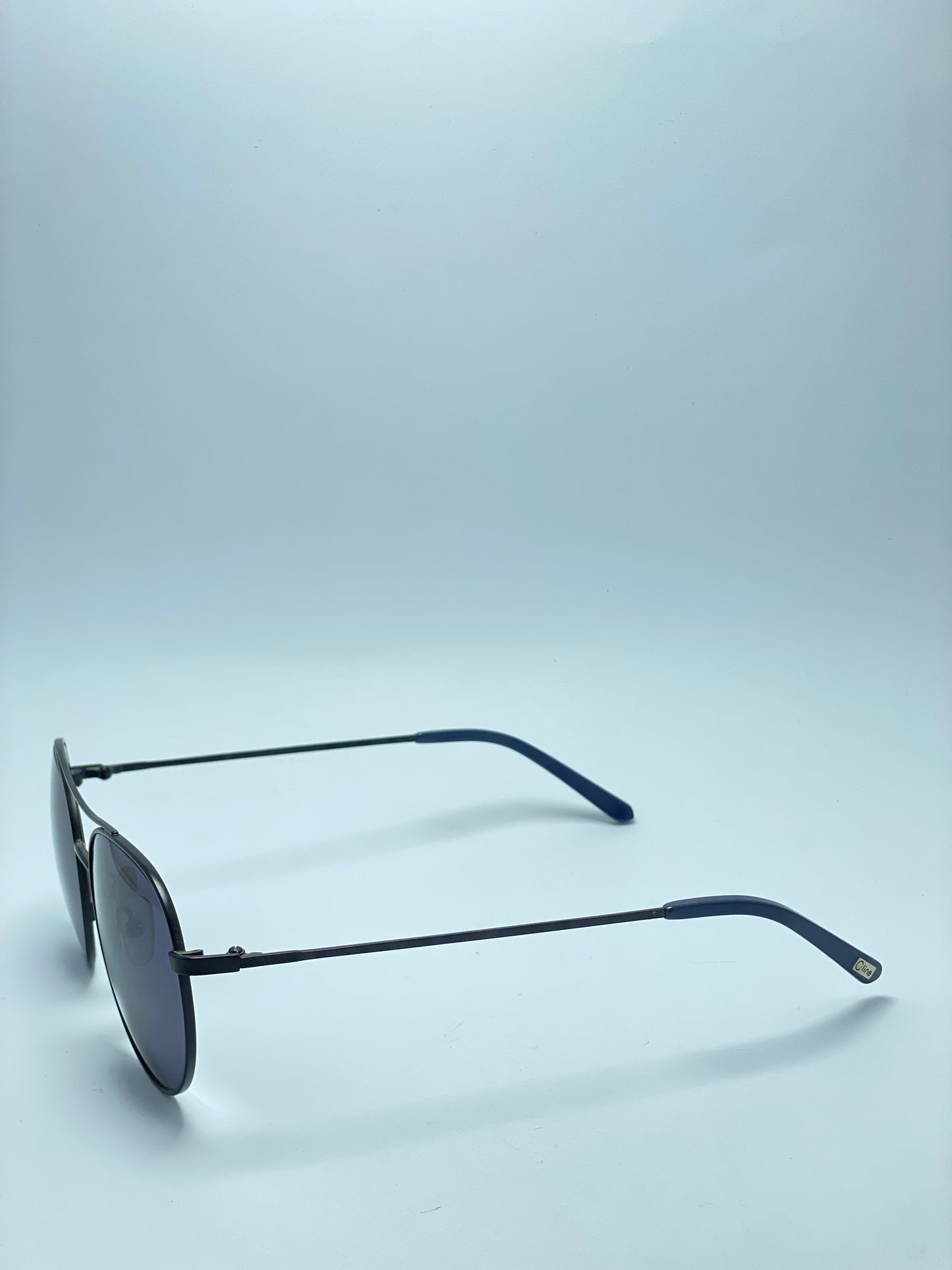 Cassini - Exquisitely Scuptural Classy unisex sunglasses