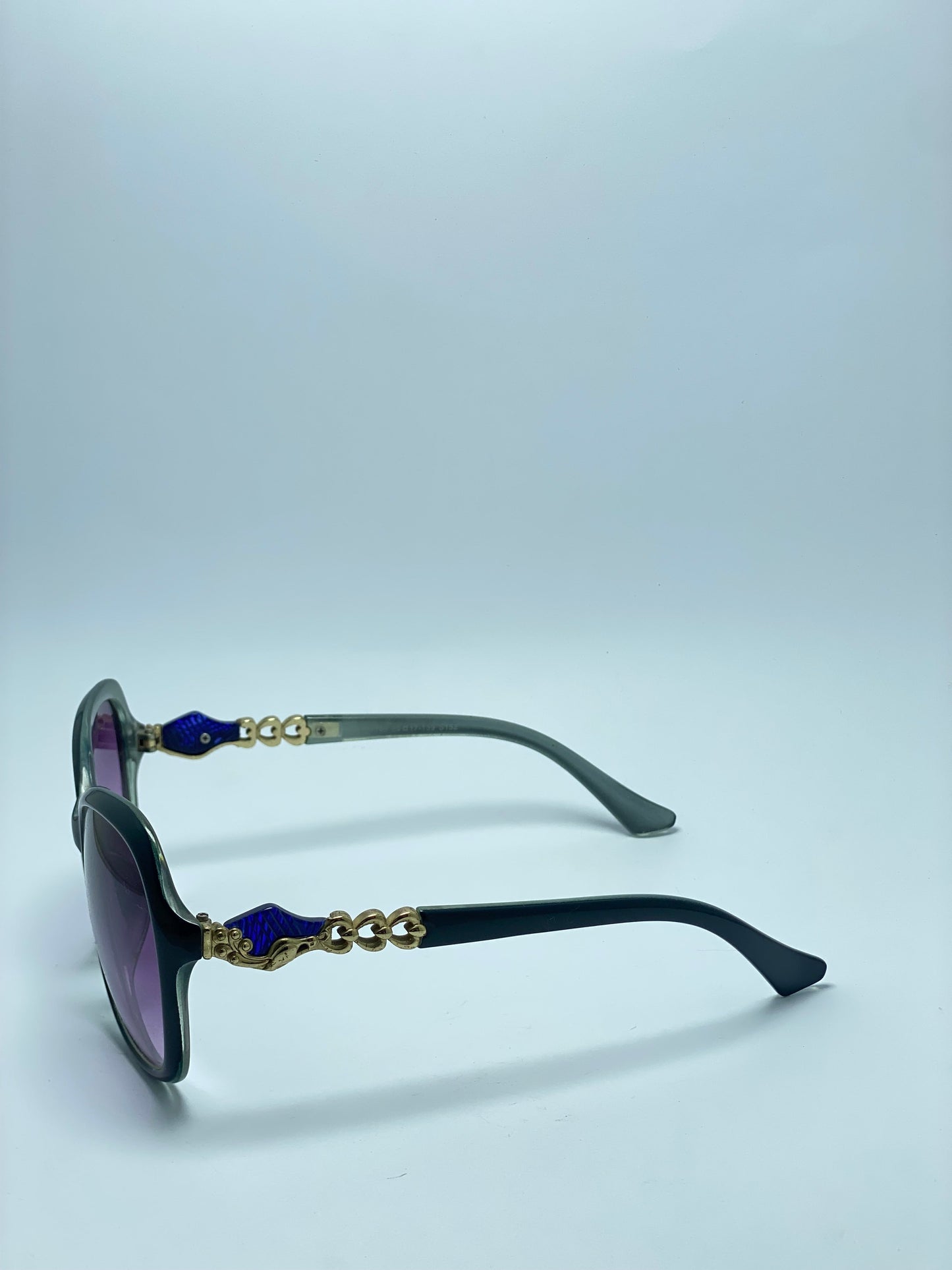 Women Oversized Cat Eye Sunglasses Vintage Style Retro Shades