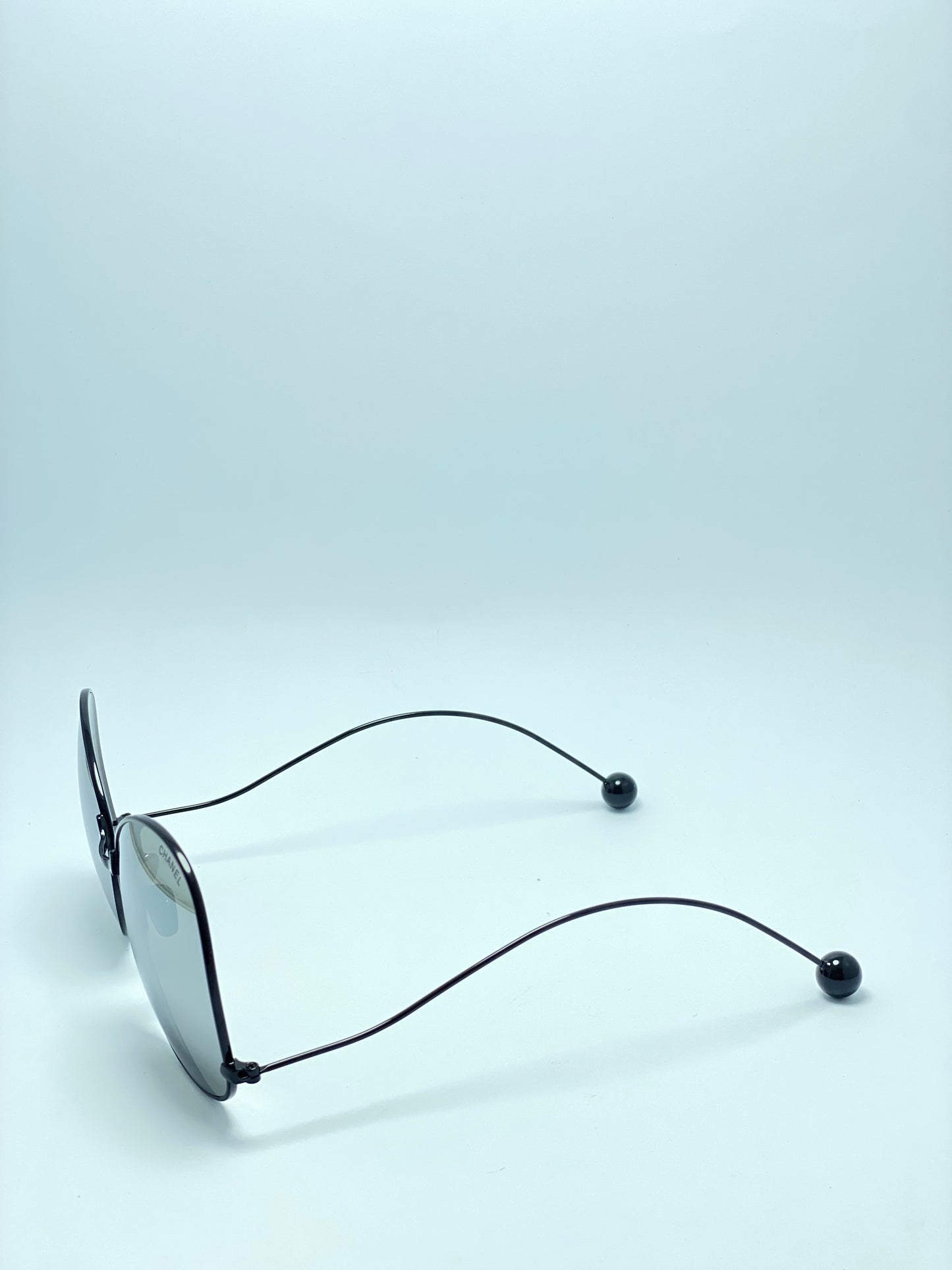 Women's Butterfly Sunglasses Thin Curved Metal Arms Ball Neutral Color