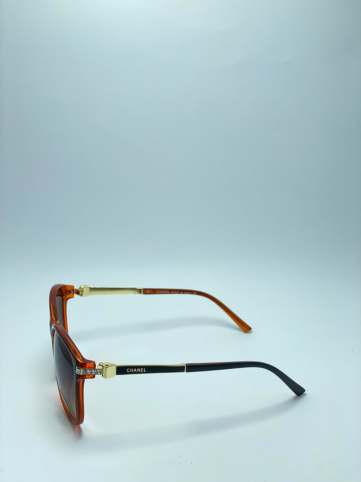 Double Toned With Rectangle Shape Sunglass For Unisex