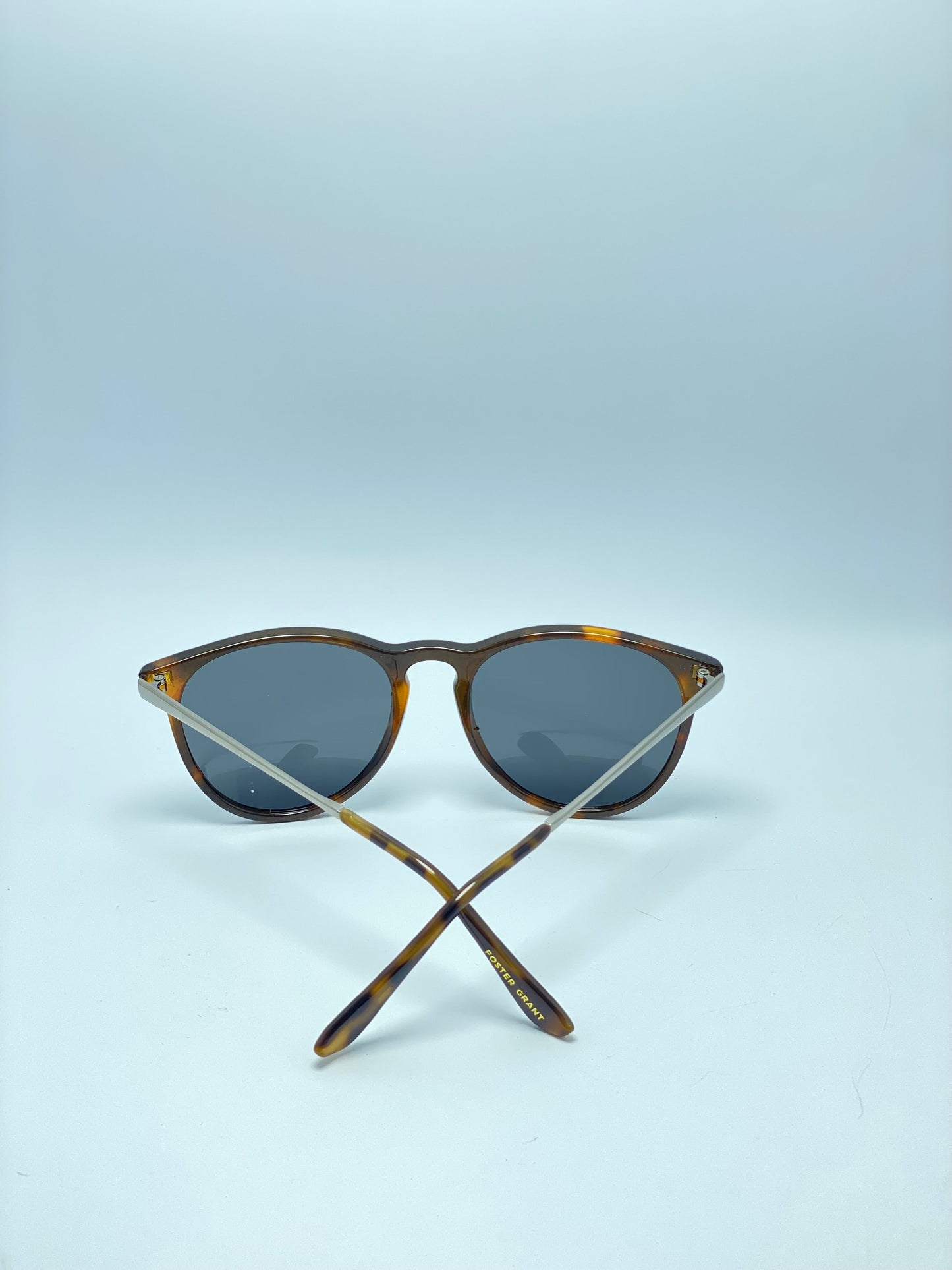 Foster Grant  Sunglasses For Unisex