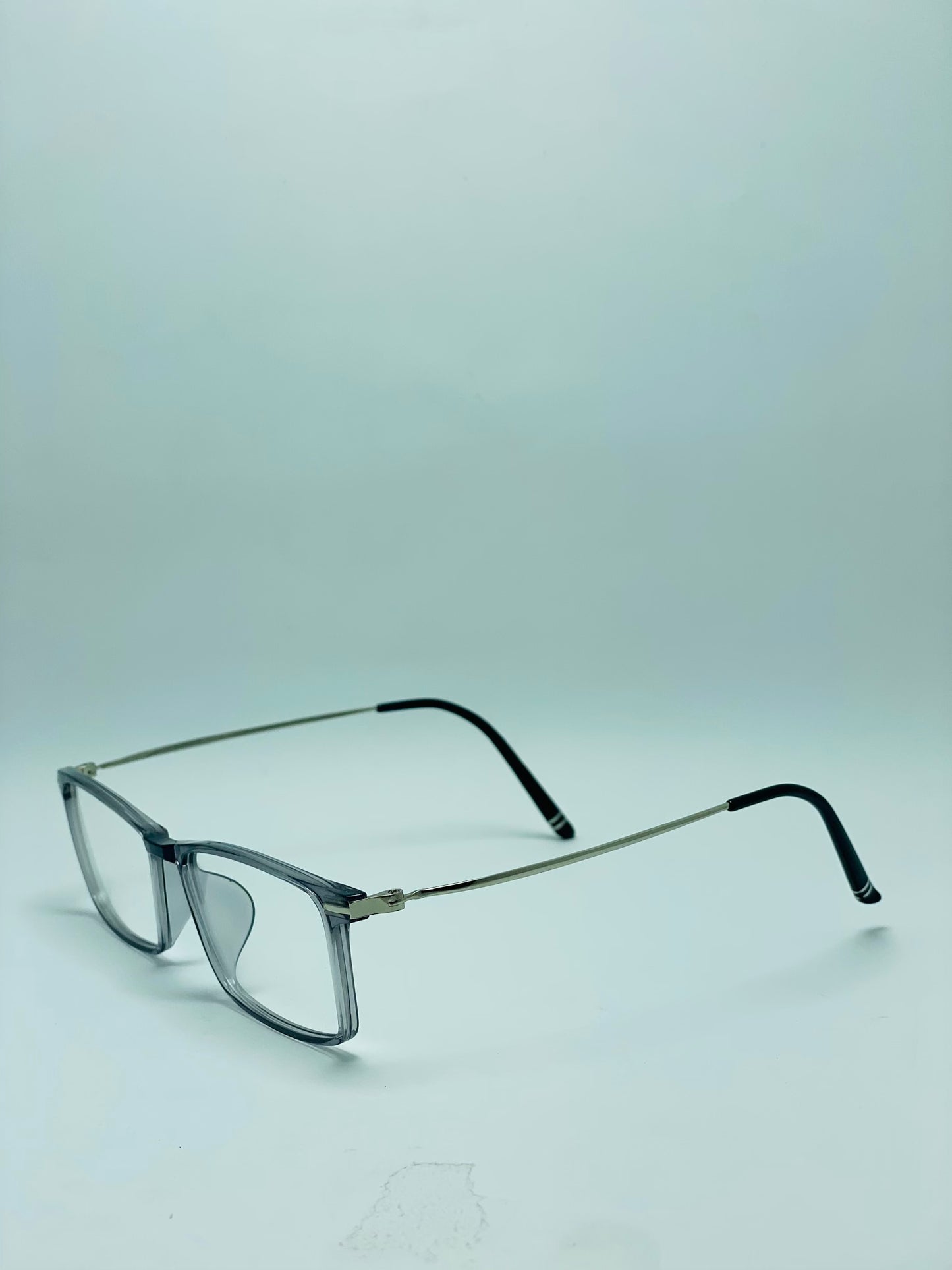 SQUARE TR UNBREAKABLE PLASTIC FRAME