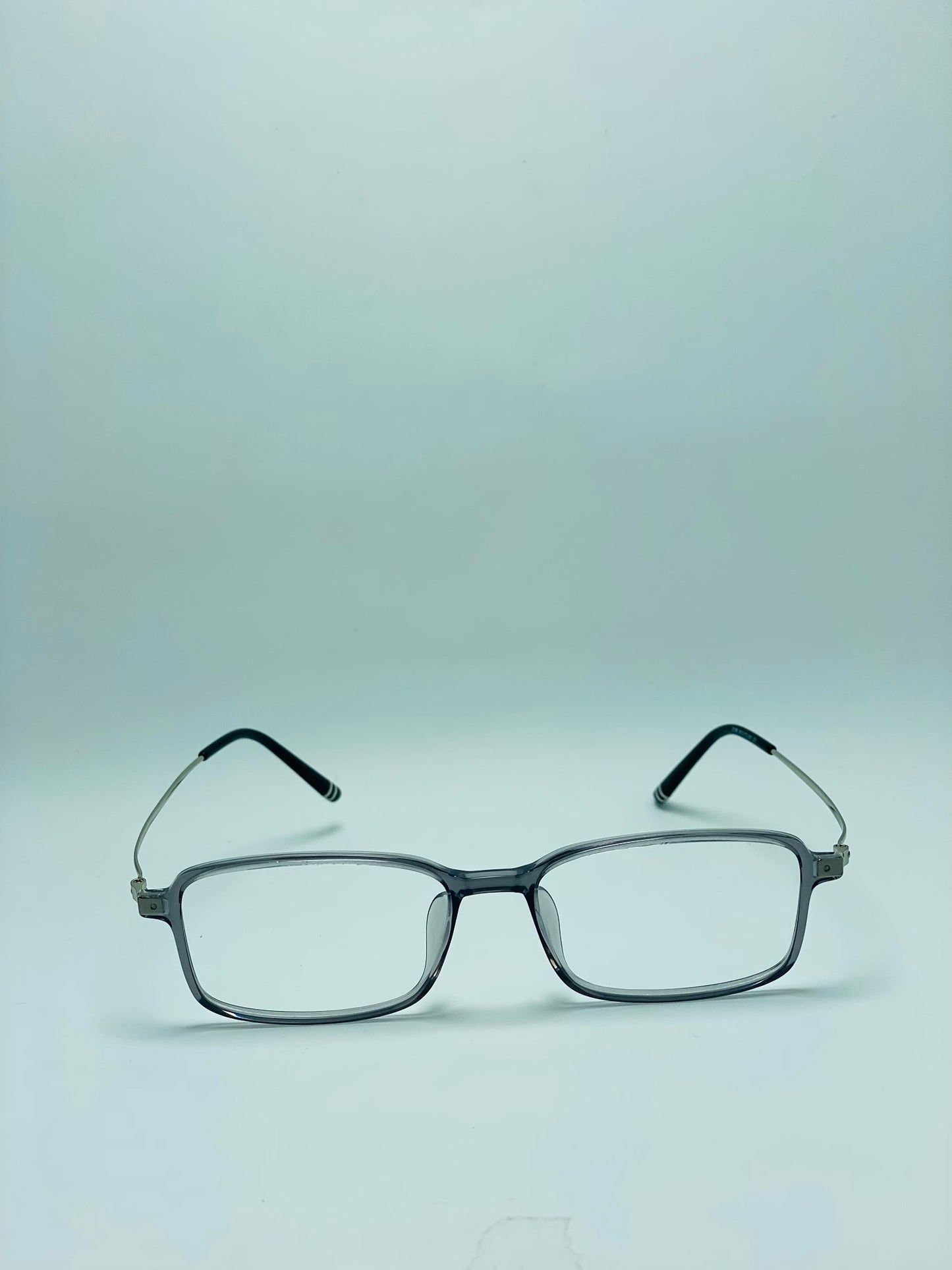 SQUARE TR UNBREAKABLE PLASTIC FRAME