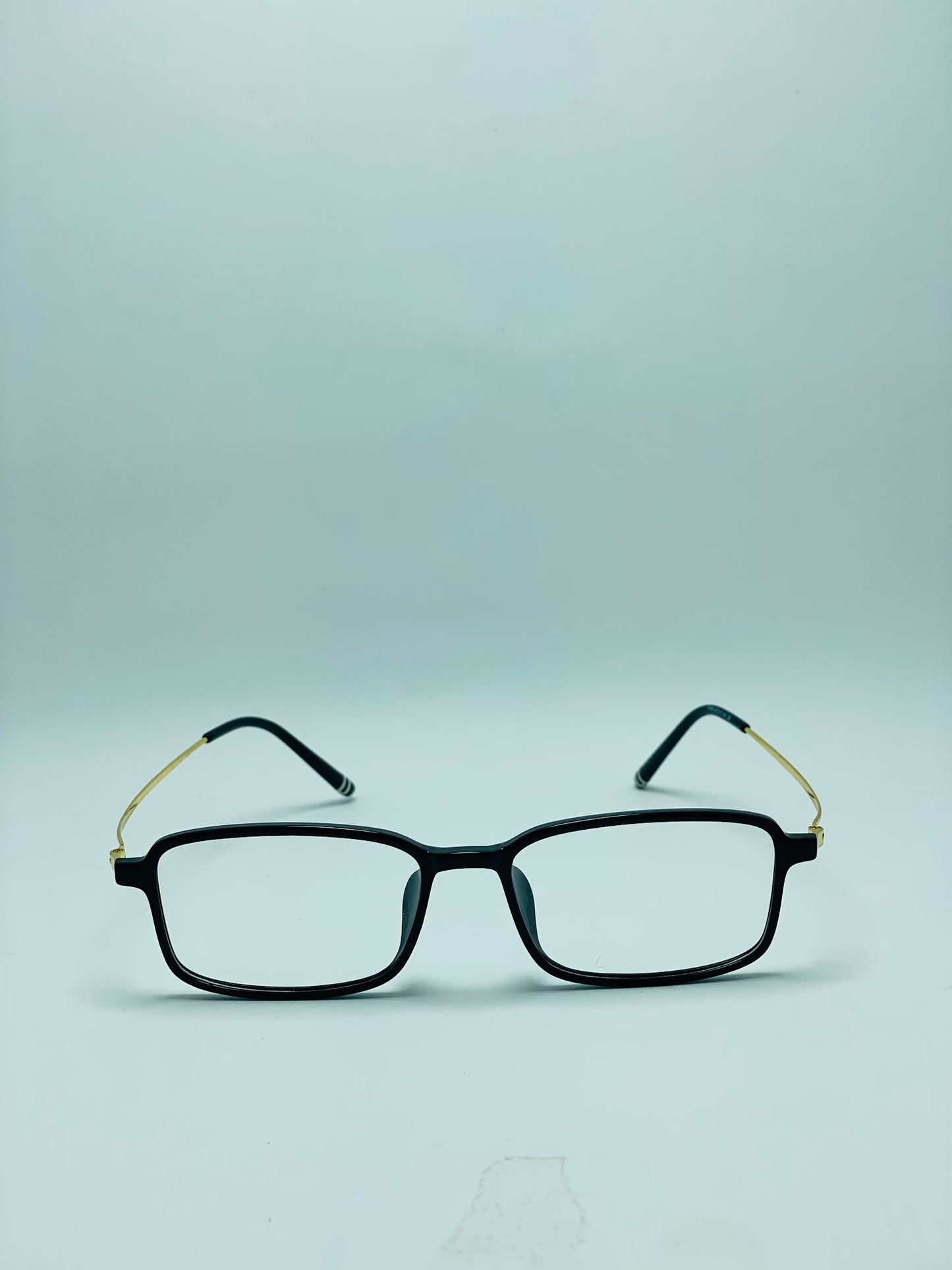 SQUARE TR UNBREAKABLE PLASTIC FRAME